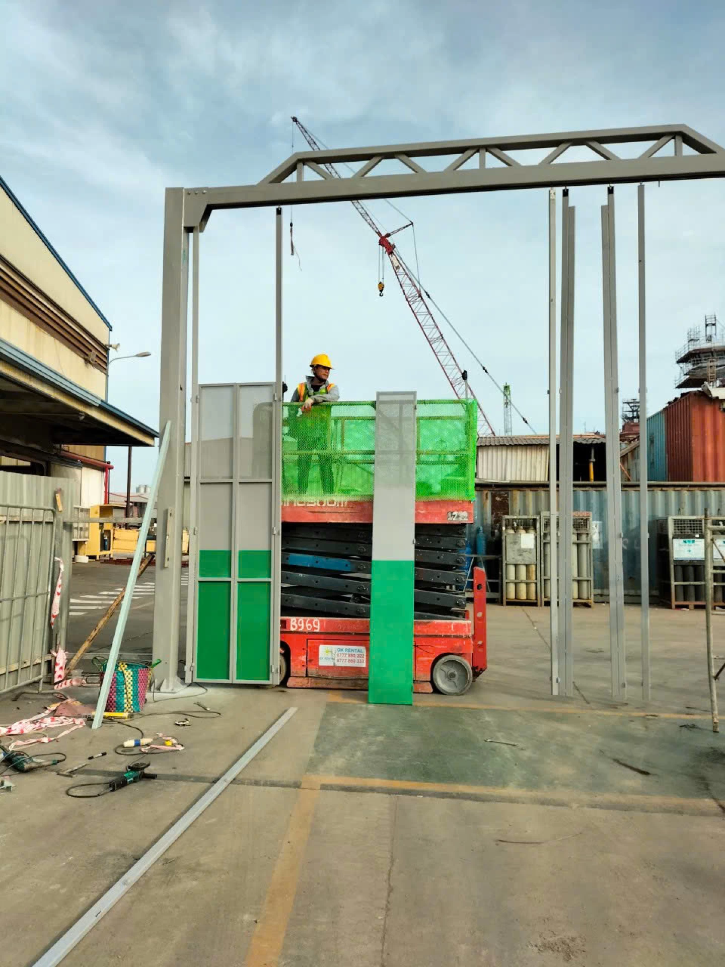 thi cong co khi khung sat HP Technic2