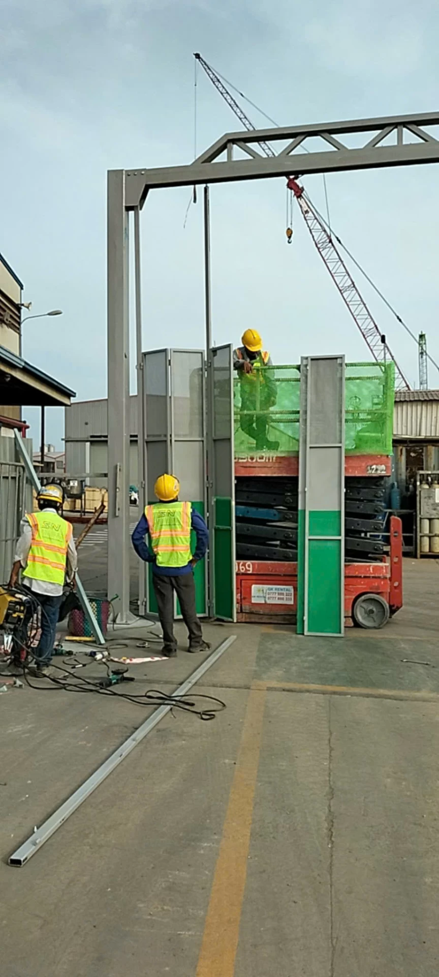 thi cong co khi khung sat HP Technic3